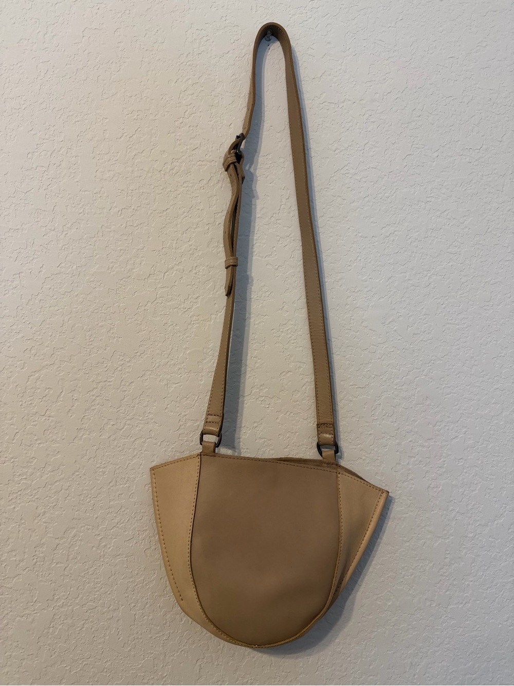 Able Tan Genuine Leather Saddle Bag